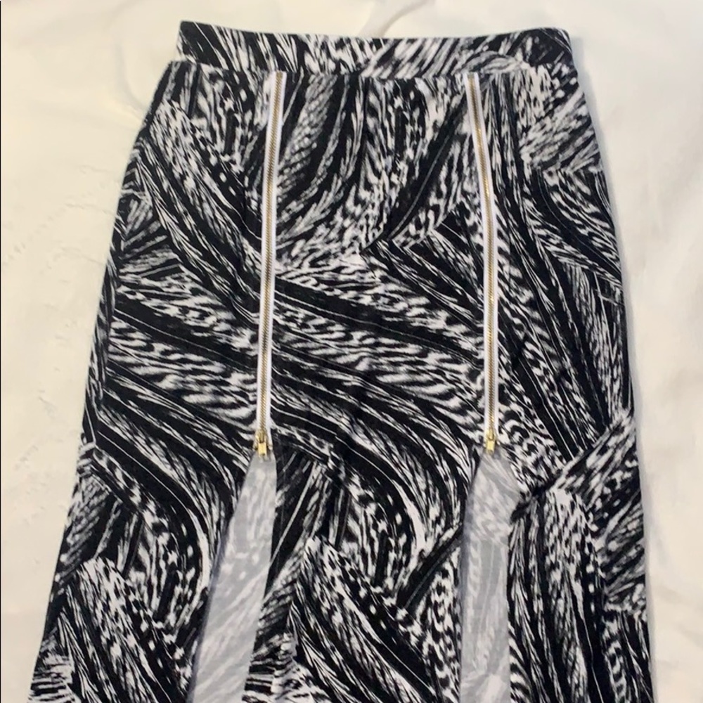 Double zipper double split G by Guess skirt